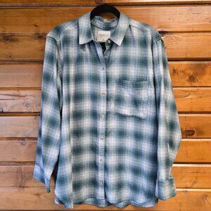 Abercrombie & Fitch Soft AF Collection Plaid Flannel Button Up Green/White XL